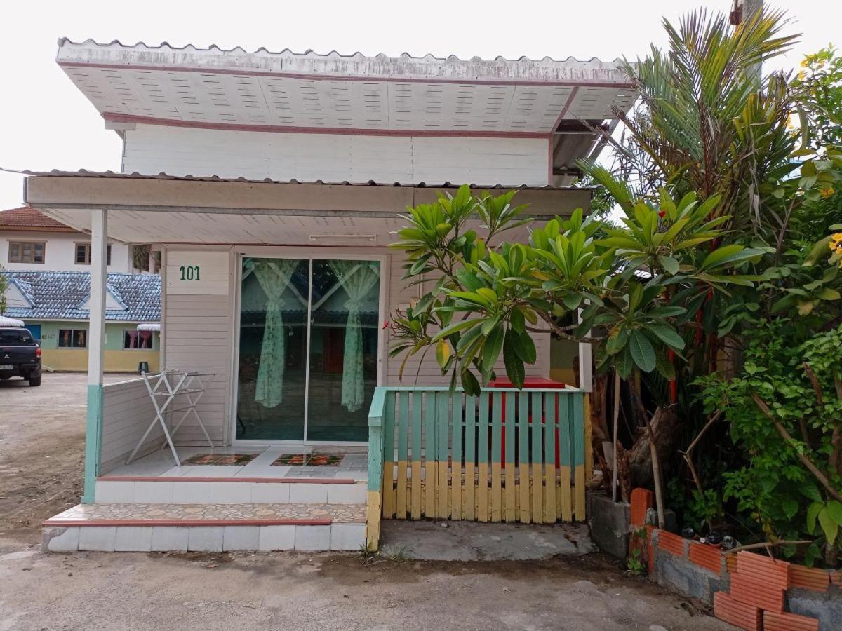 Kanjana Resort سوراثاني المظهر الخارجي الصورة