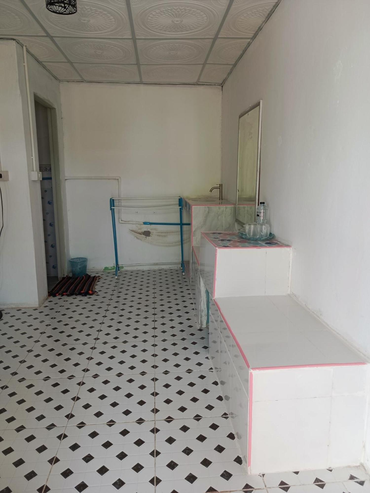Kanjana Resort سوراثاني المظهر الخارجي الصورة